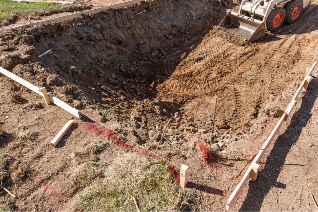 Un chantier de terrassement d'un bassin à Marly en périphérie de Metz