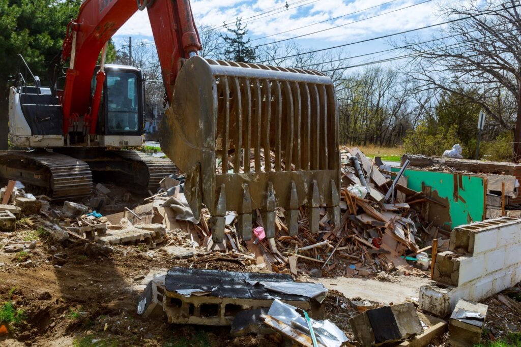 Déblais d'un chantier à Metz pour débarrasser les déchets post travaux municipaux
