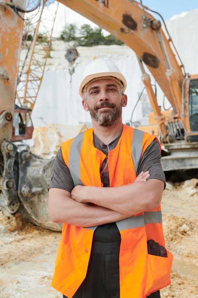 Un expert des déblais et remblaiements sur chantier de construction à Woippy en Moselle